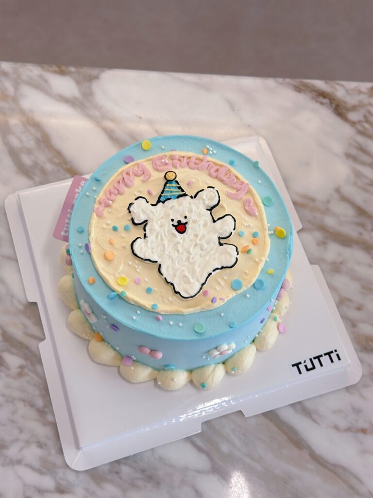 蓝色小熊奶油生日蛋糕