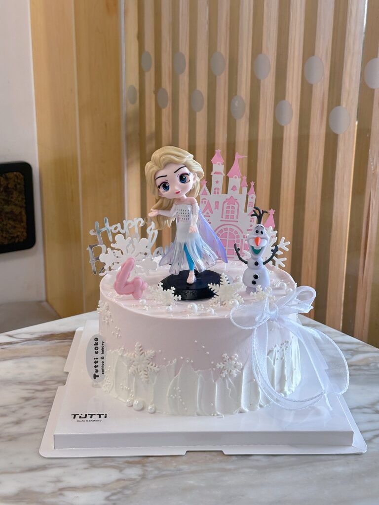 公主城堡生日蛋糕