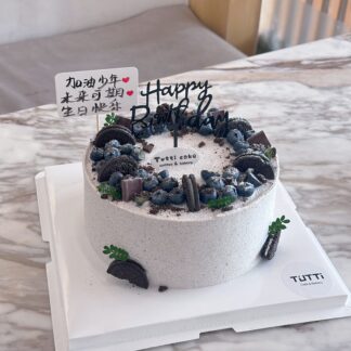 蓝莓奥利奥生日蛋糕