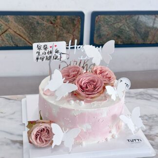 白色玫瑰生日蛋糕