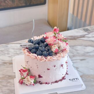 蓝莓花园生日蛋糕