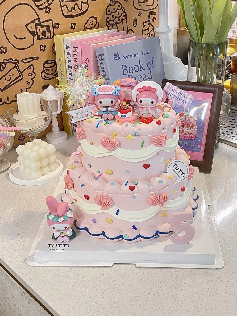 库洛米美乐蒂双层蛋糕