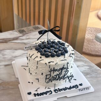 蓝莓长方形生日蛋糕