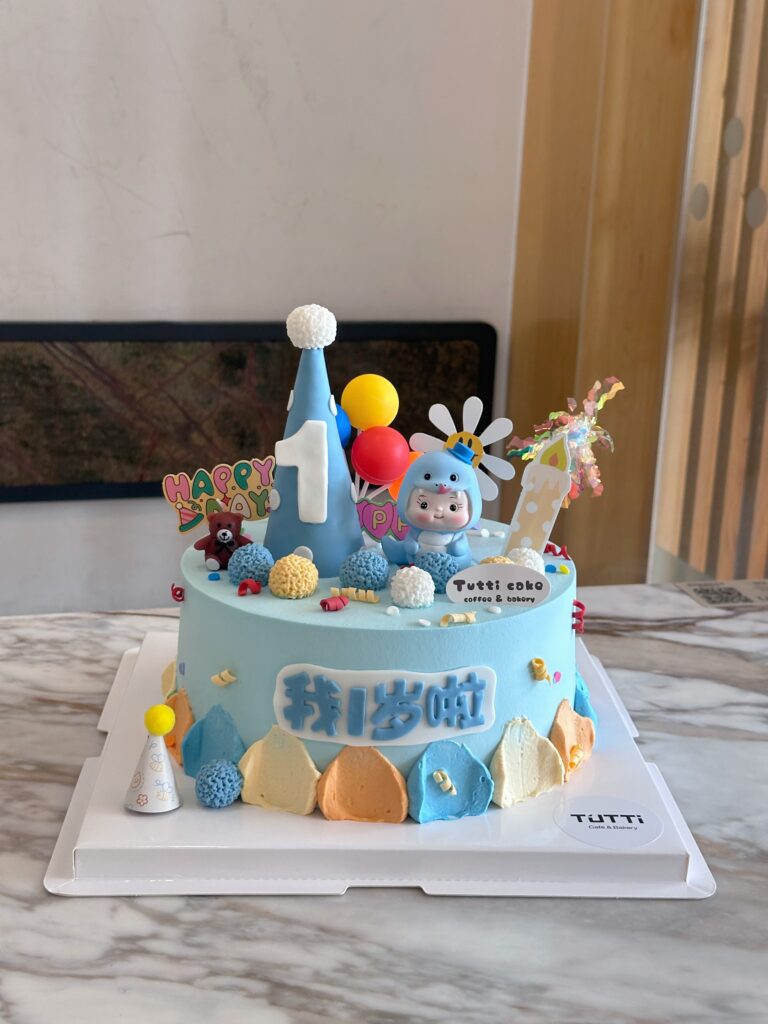 蓝色兔子周岁蛋糕